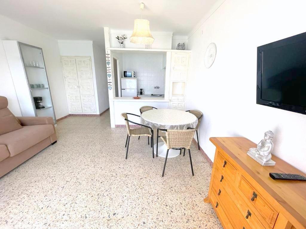 Verones 2b Apartamento *